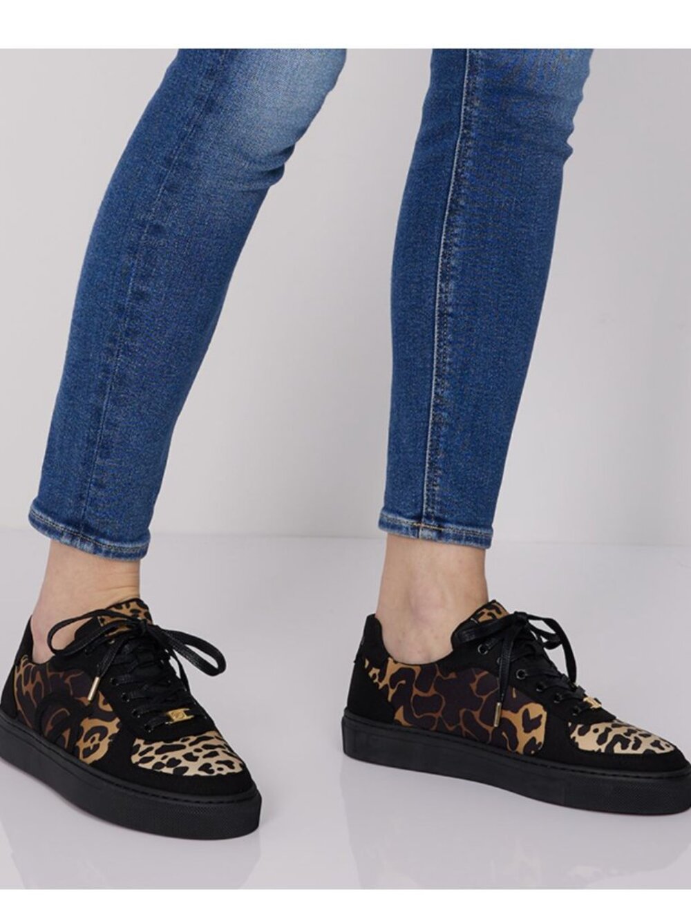 New LOCI Seven Leopard Low-Top Court Sneakers Size 39